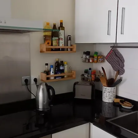 Elegant Duplex Lumineux Au Coeur De Lisbonne شقة *