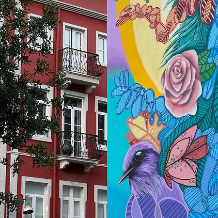 Elegant Duplex Lumineux Au Coeur De Lisbonne Лісабон