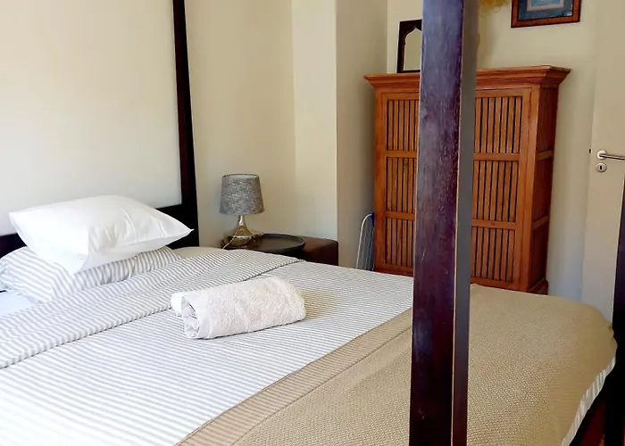 Elegant Duplex Lumineux Au Coeur De Lisbonne